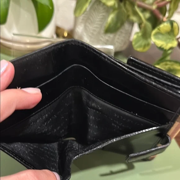 Burberry Nova Check Wallet - Picture 8 of 11